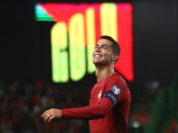 Sự nghiệp Ronaldo đoạn cuối lừng lẫy