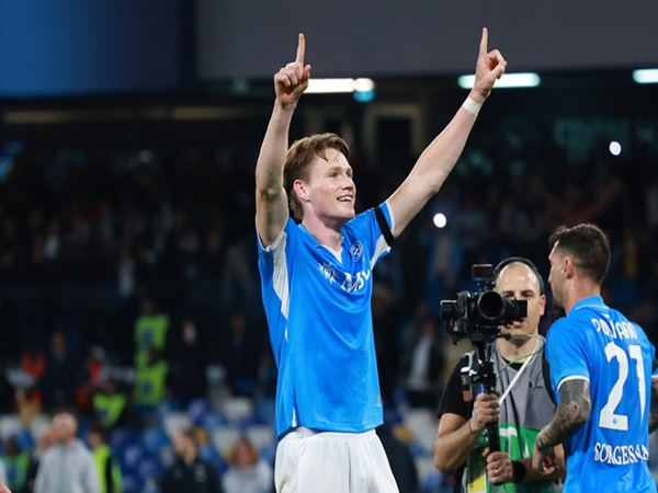 Tin Napoli: Kích hoạt điều khoản với McTominay