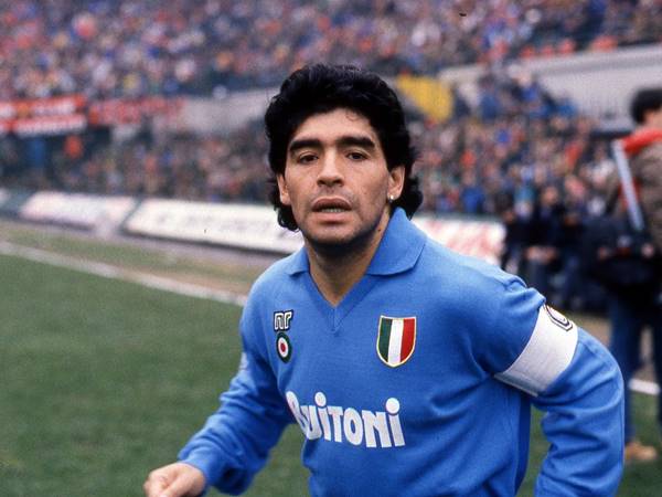 Những ngôi sao từng tỏa sáng trong màu áo Napoli