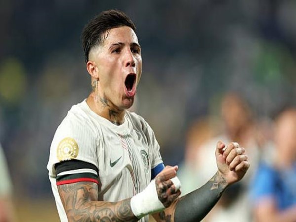 Tin BĐ: PSG muốn kéo Enzo Fernandez khỏi Chelsea