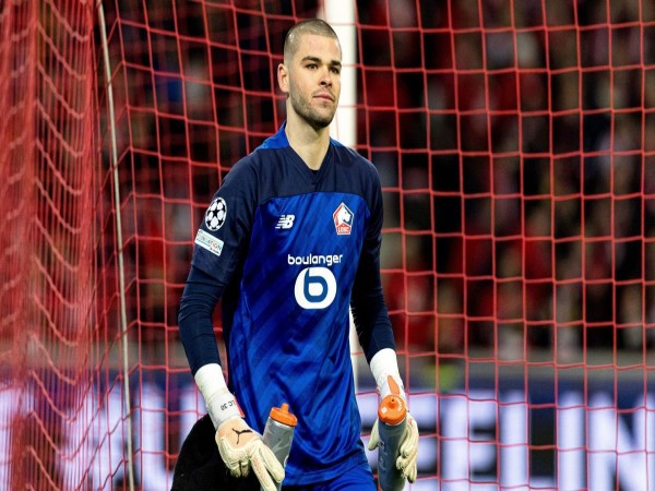 Tin PSG: Lucas Chevalier chính thức gia nhập PSG 5 năm