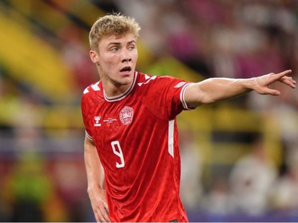 Tin MU 10/10: Rasmus Højlund tiếp tục tỏa sáng