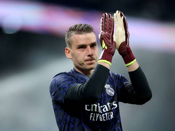 Tin AC Milan: AC Milan quyết tâm chiêu mộ Andriy Lunin