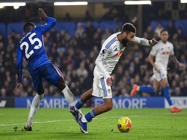 Tin Chelsea: Sai lầm cá nhân khiến đội bóng trả giá