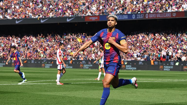 Joan García – Người hùng thầm lặng